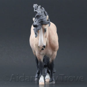 Breyer Custom Misy by Sarah Minkiewicz Elvis